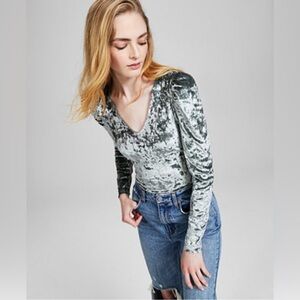 Velvet Long Sleeve Top - Green